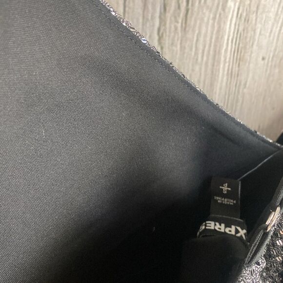 Express Silver Sequin Peplum Tank Small NWT 296 - Picture 8 of 9